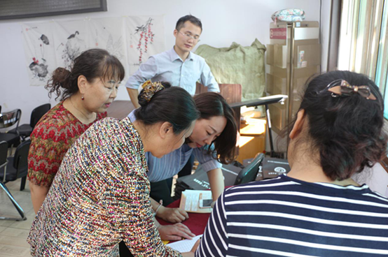 继承到底难不难？—— 京城遗嘱·继承专业服务机构爱传承走进西单商场社区