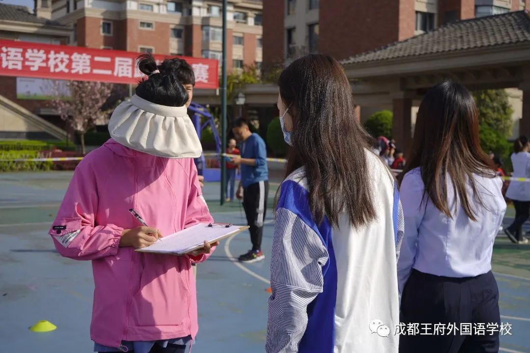 阳光锻炼，跃动青春——成都王府外国语学校第二届跳绳比赛落下帷幕
