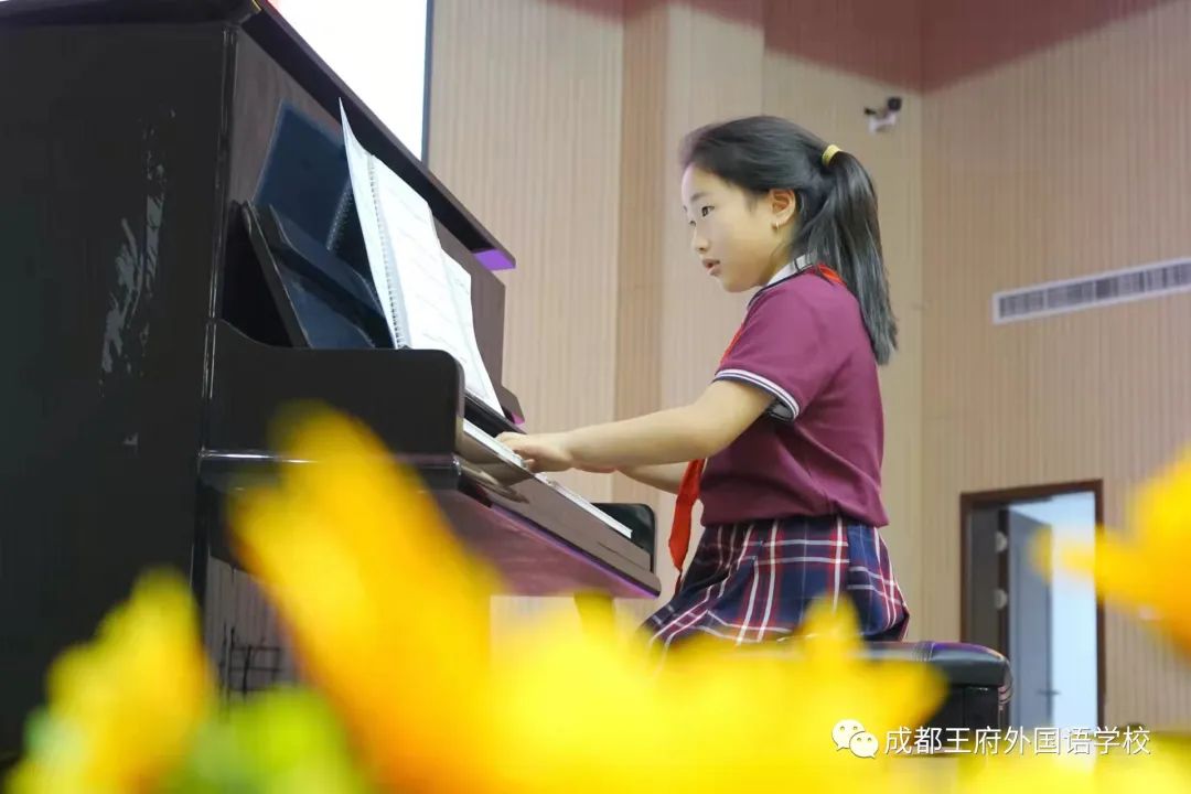 王府春之声，旋律响校园——成都王府外国语学校个人独奏音乐会圆满落幕
