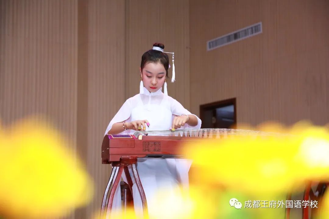 王府春之声，旋律响校园——成都王府外国语学校个人独奏音乐会圆满落幕