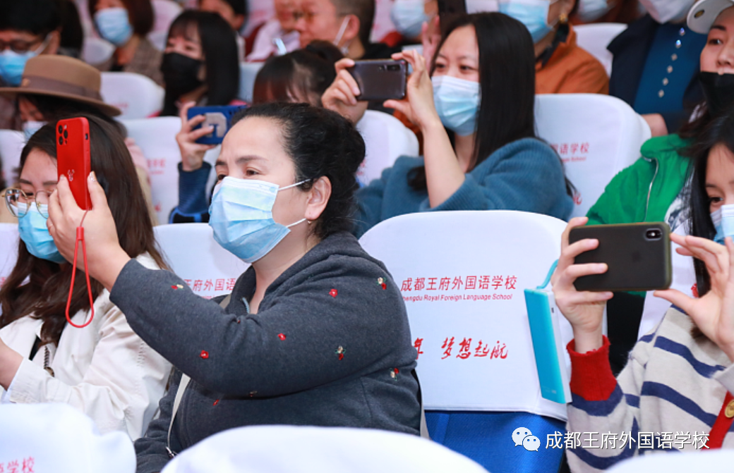 王府春之声，旋律响校园——成都王府外国语学校个人独奏音乐会圆满落幕