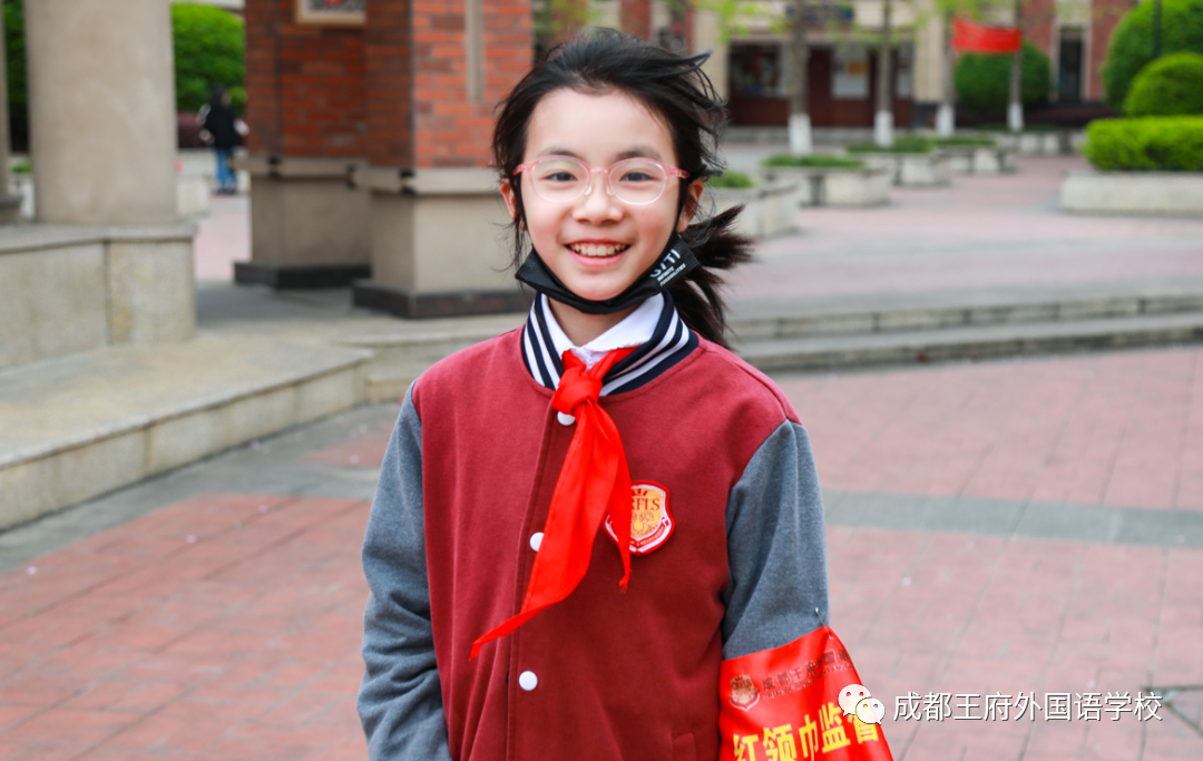 眼里有光，心中有爱——成都王府微笑月