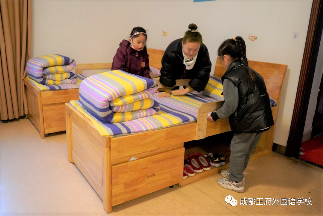 关于成都王府外国语学校，请看这里