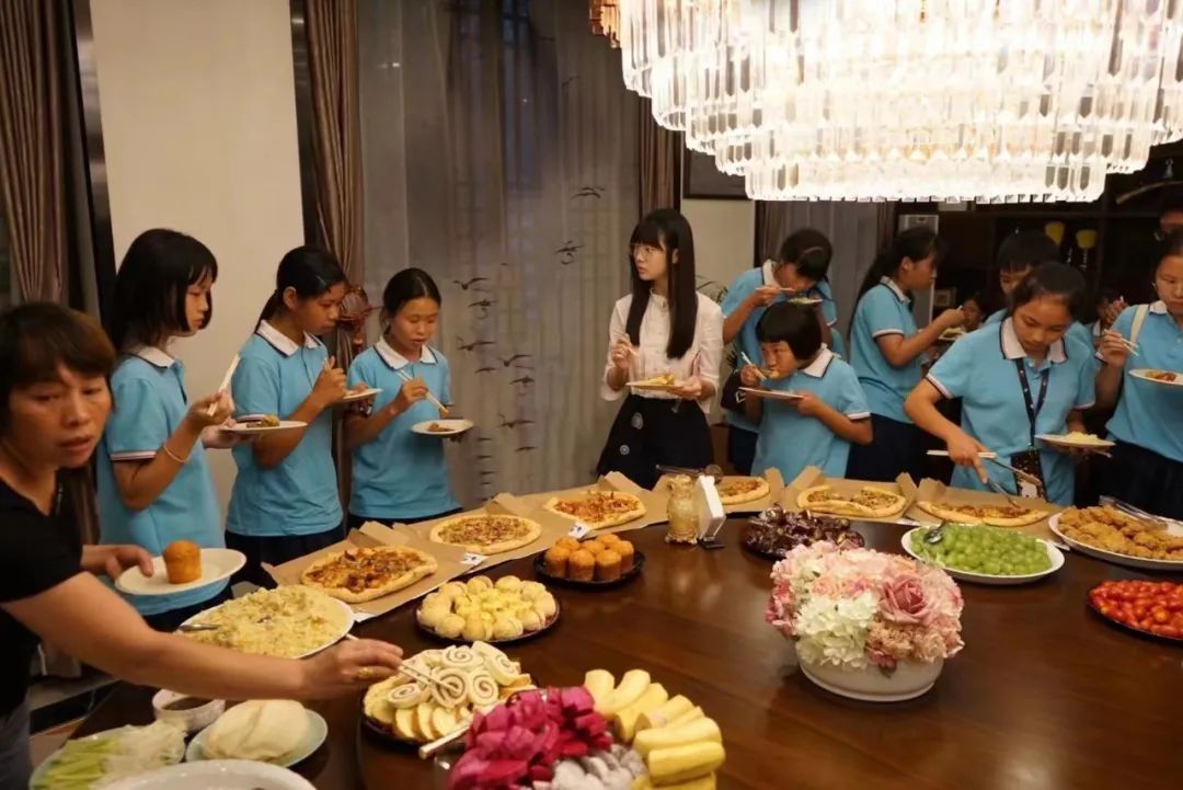 被纽约大学录取的她:“我想将青春挥洒于人类璀璨的文明中!” 被纽约大学录取的她:“我想将青春挥洒于人类璀璨的文明中!”