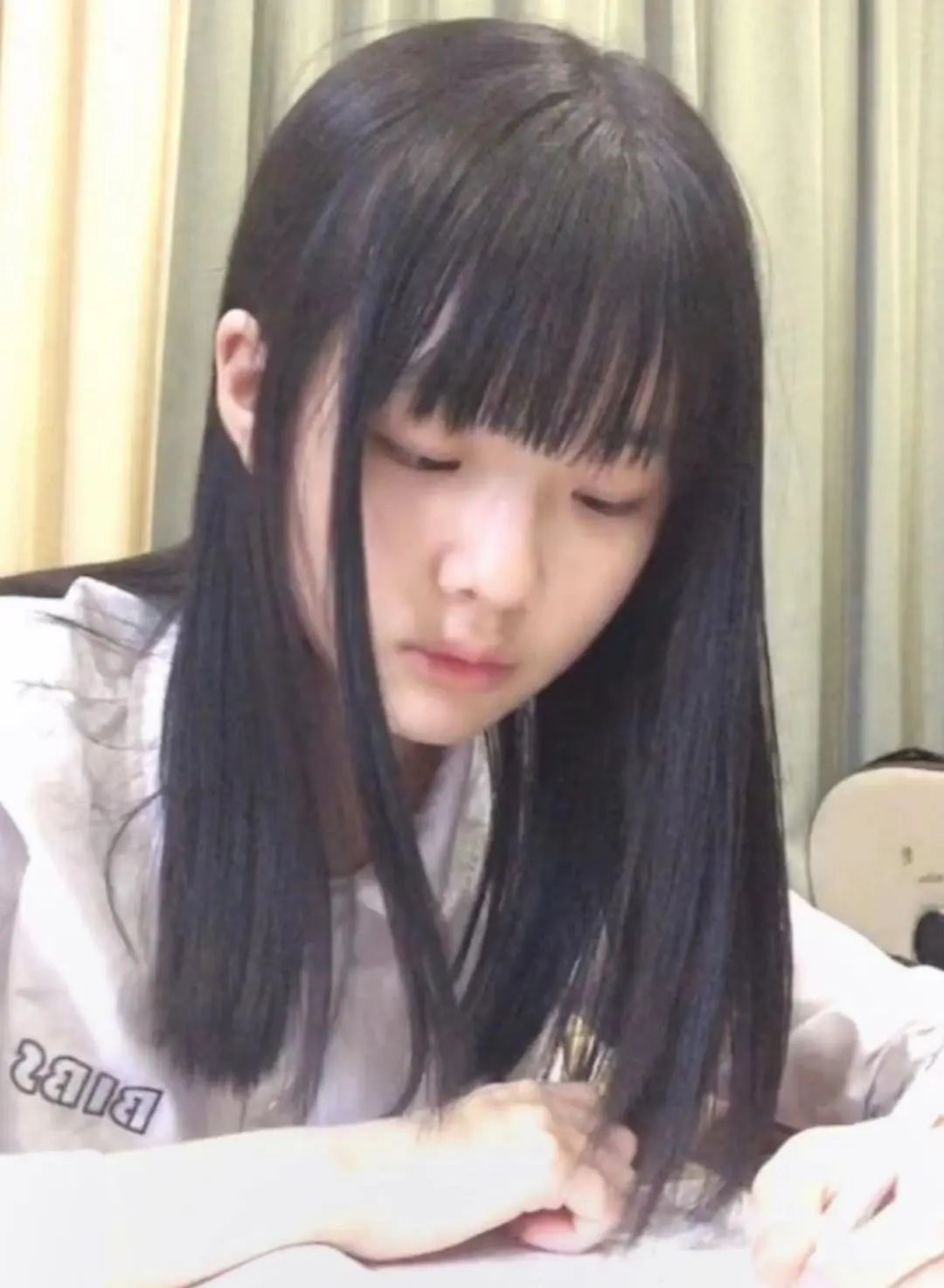 被纽约大学录取的她:“我想将青春挥洒于人类璀璨的文明中!” 被纽约大学录取的她:“我想将青春挥洒于人类璀璨的文明中!”