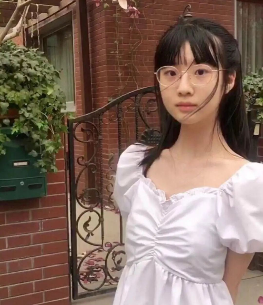 被纽约大学录取的她:“我想将青春挥洒于人类璀璨的文明中!” 被纽约大学录取的她:“我想将青春挥洒于人类璀璨的文明中!”