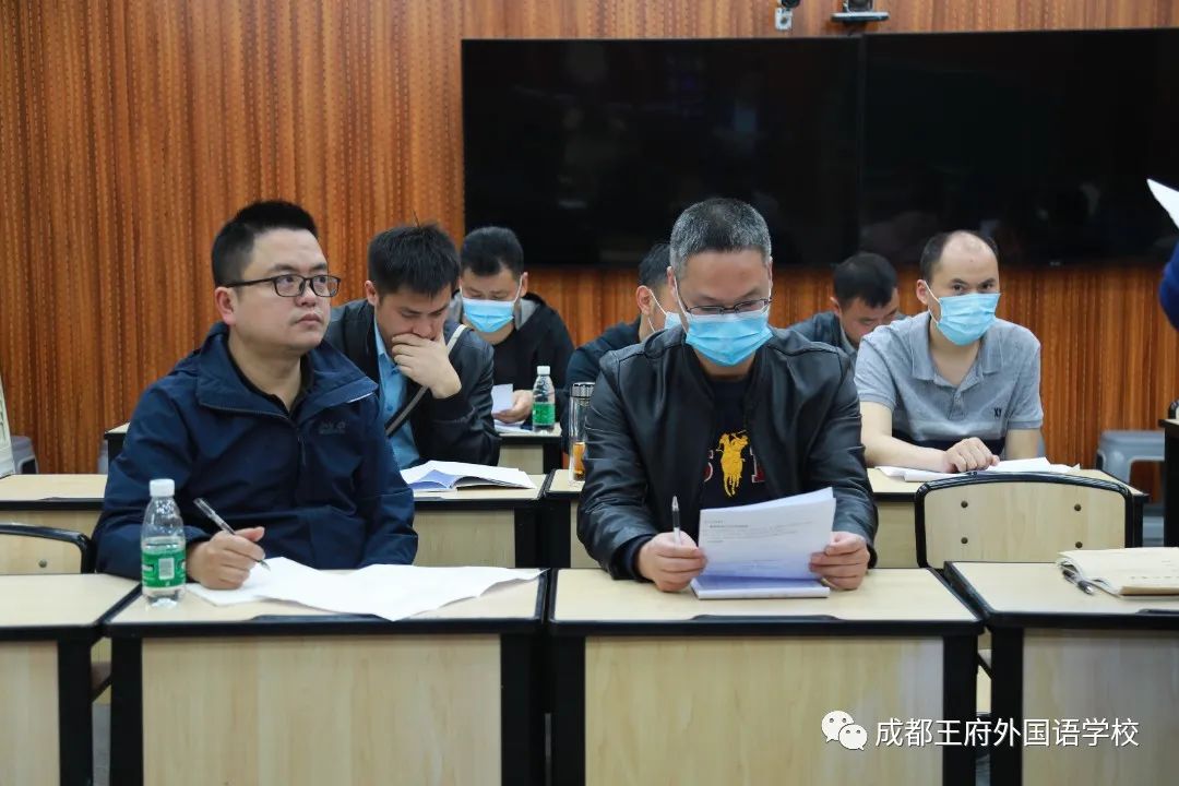 温江区信息技术“人工智能编程课程课例研究”教研活动在成都王府举行