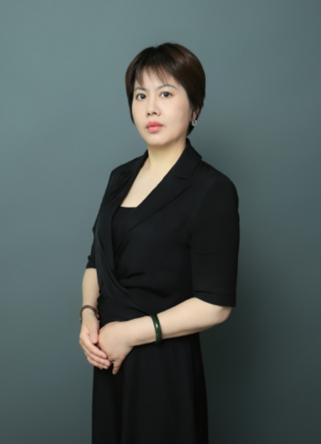 李春艳