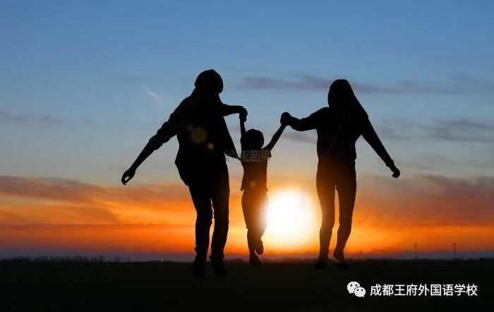 【家长荐读】斯坦福大学教授:什么样的家庭教育会让孩子更自信 【家长荐读】斯坦福大学教授:什么样的家庭教育会让孩子更自信