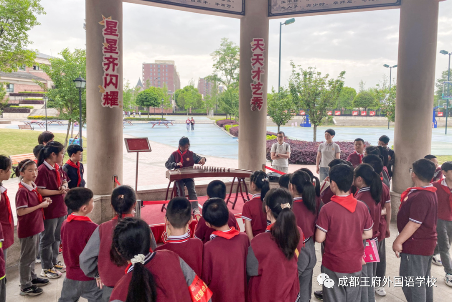 王府最美四月天，人生繁花竞自开|亲爱的家长，请您查收4月校长来信