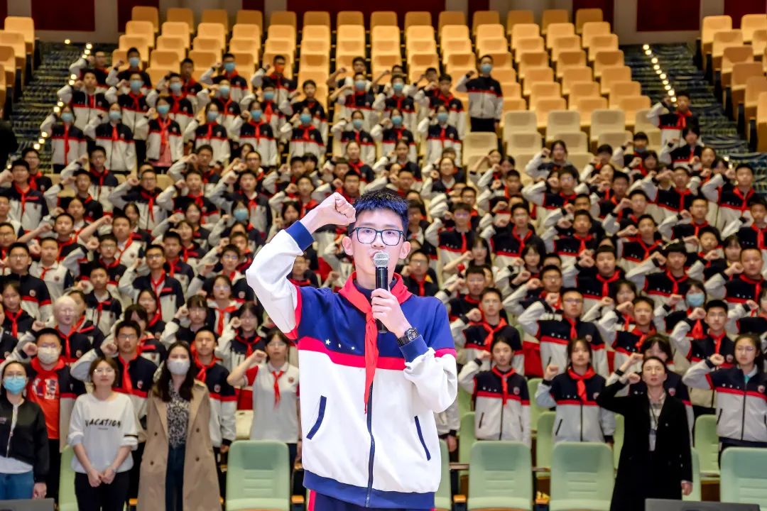 青春心向党,建功新时代 青春心向党,建功新时代