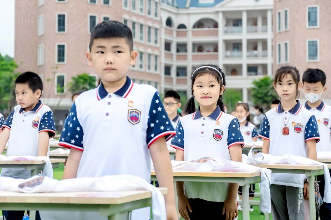 相信,将来的新川娃一定能生存,会生活。 相信,将来的新川娃一定能生存,会生活。