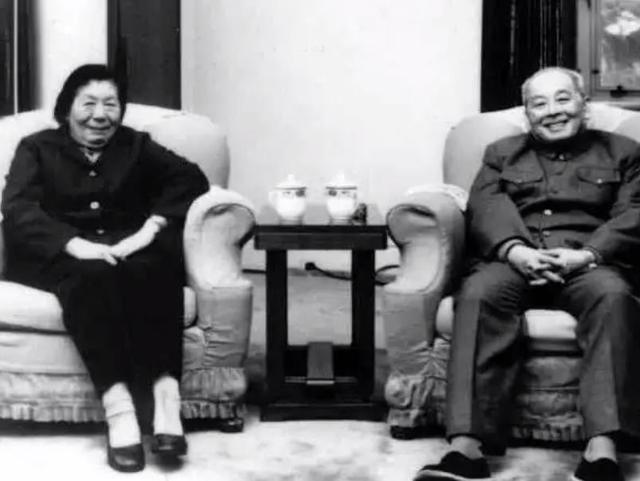 1989年开国上将叶飞访问菲律宾,临行前报告:希望回乡为父母扫墓 1989年开国上将叶飞访问菲律宾,临行前报告:希望回乡为父母扫墓