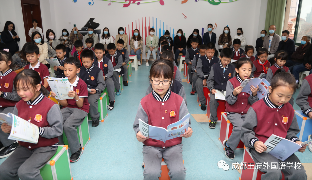 初夏蔷薇飘香，王府少年成长——成都王府小学部家长开放日