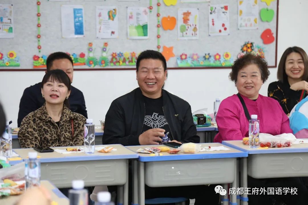 初夏蔷薇飘香，王府少年成长——成都王府小学部家长开放日