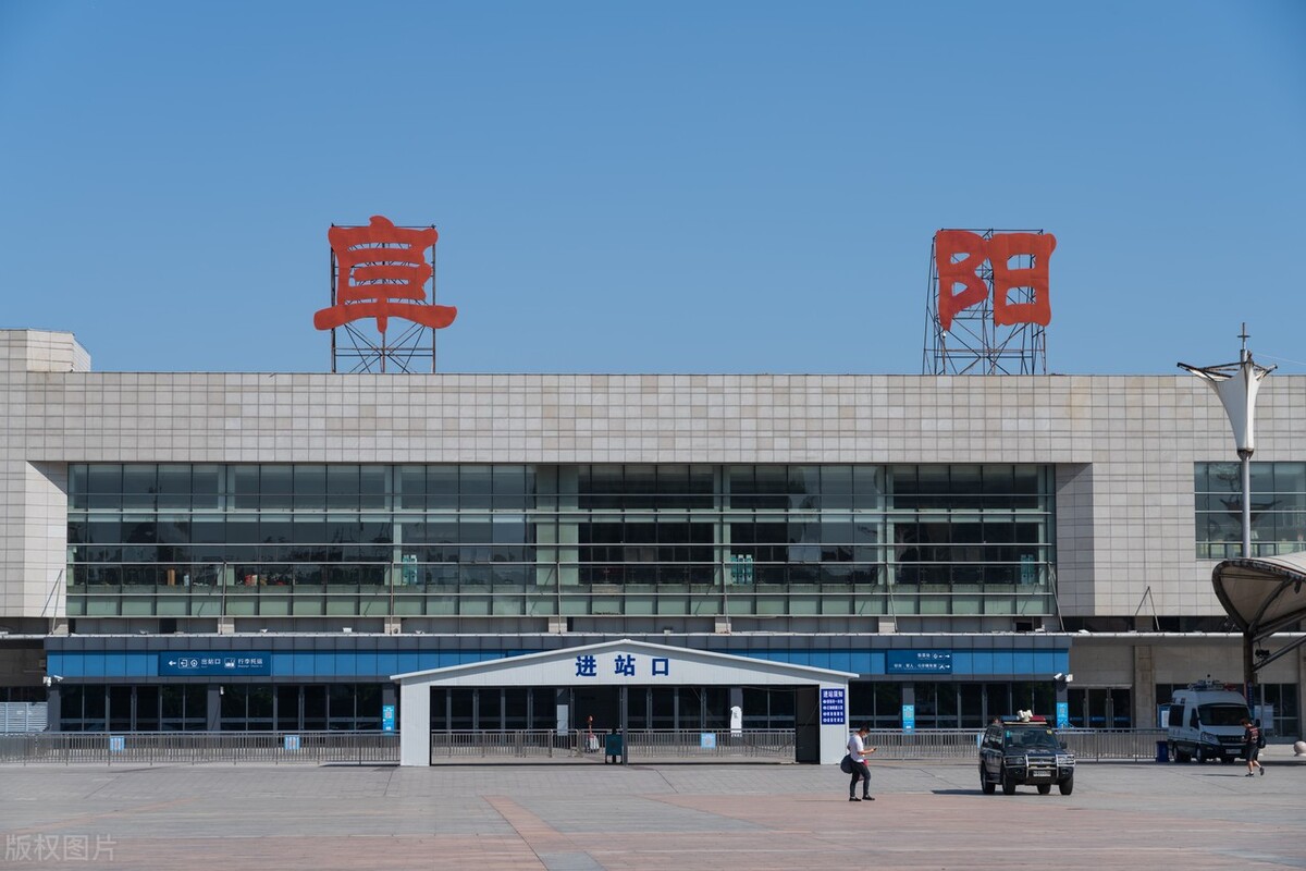 广东古村,4万多人一个姓,老家安徽和河南,与邻村是“世仇” 广东古村,4万多人一个姓,老家安徽和河南,与邻村是“世仇”