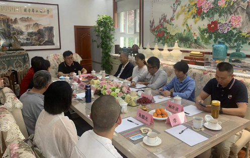 中关村民生百品工程走进北京日盛袜业公司 中关村民生百品工程走进北京日盛袜业公司