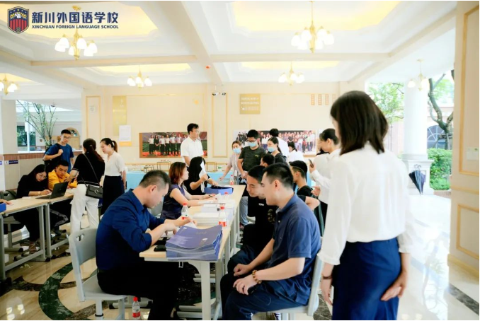 今天,新川;明天,行远!新川初升高咨询持续进行中…… 今天,新川;明天,行远!新川初升高咨询持续进行中……