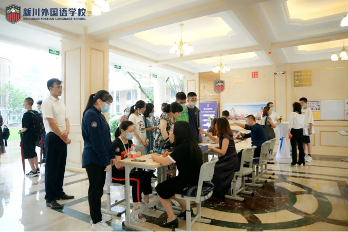 今天,新川;明天,行远!新川初升高咨询持续进行中…… 今天,新川;明天,行远!新川初升高咨询持续进行中……
