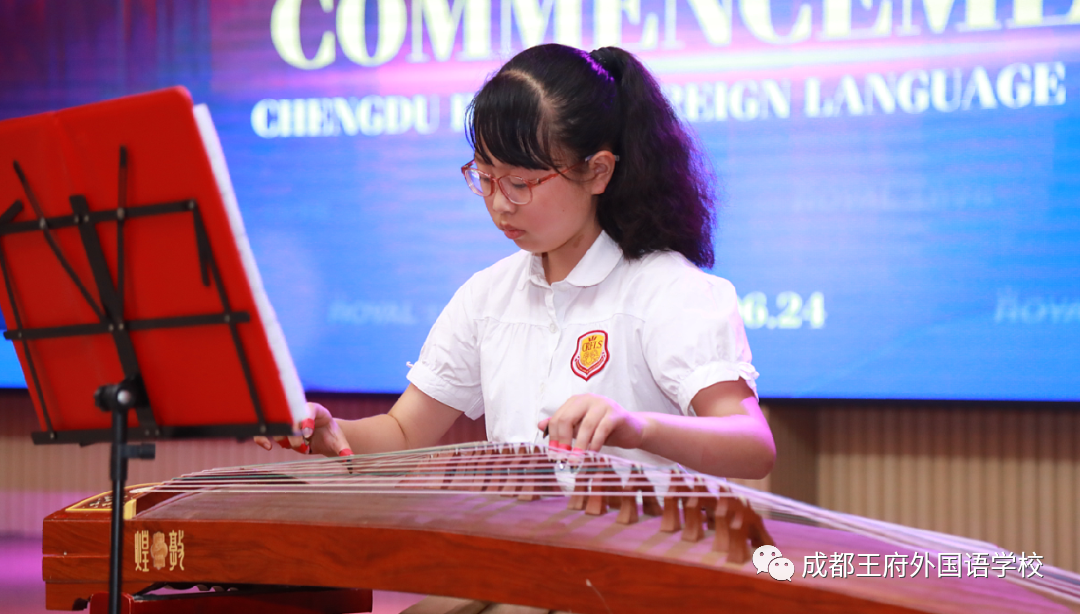 青春拂晓，未来可期——成都王府外国语学校2022届毕业典礼