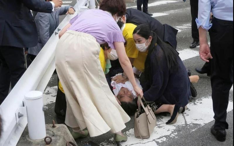 凤凰大参考|安倍遇刺身亡,对中日关系影响有多大? 凤凰大参考|安倍遇刺身亡,对中日关系影响有多大?