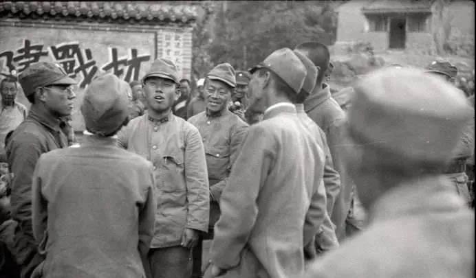 拍下鲁迅遗照白求恩裸照 他是被“枪决”的中国战地记者第一人 拍下鲁迅遗照白求恩裸照 他是被“枪决”的中国战地记者第一人