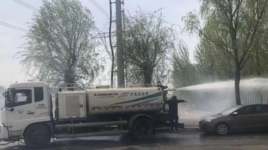 環衛員工路遇著火 環衛+消防模式助力處置火情