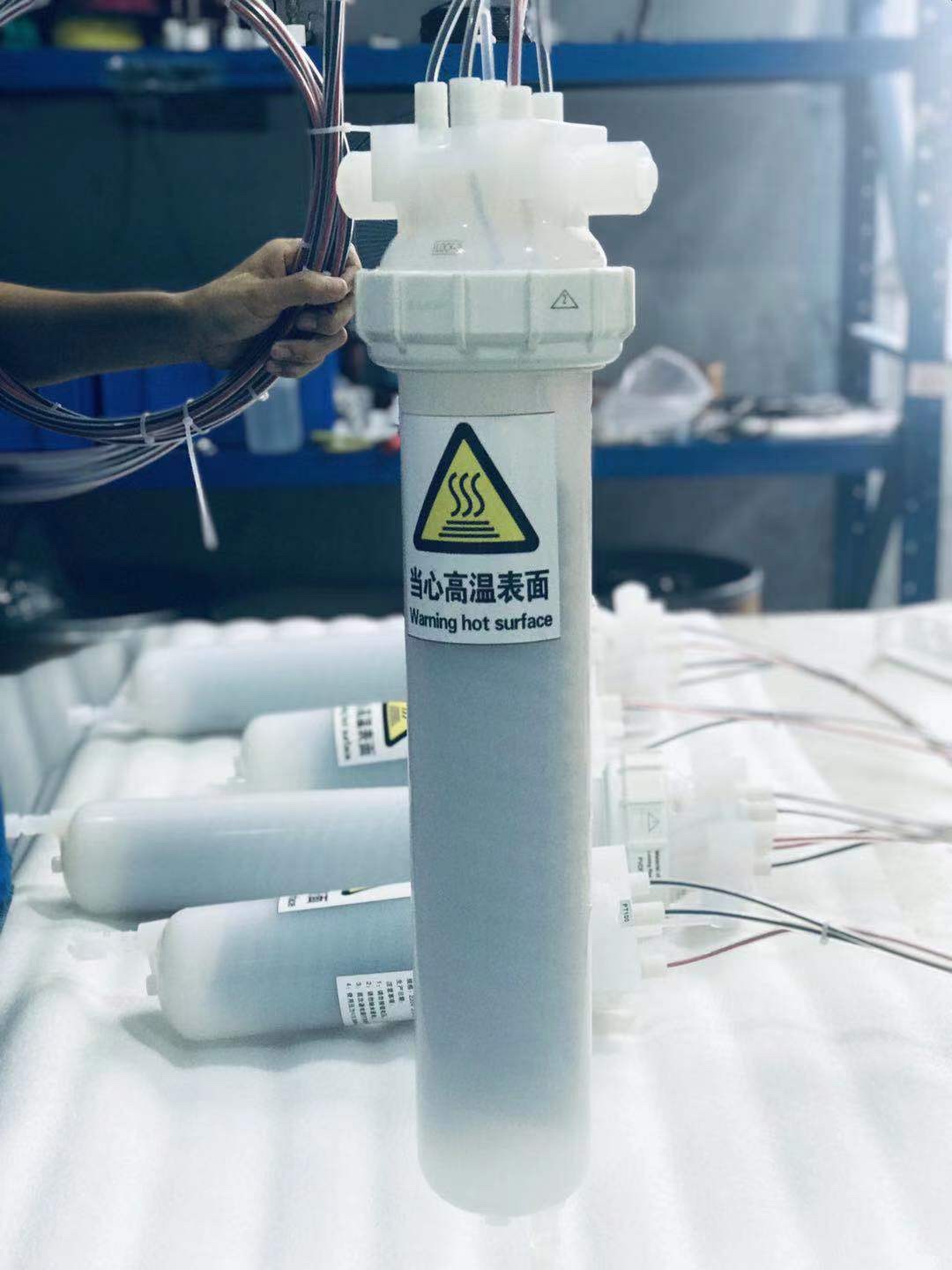 Ultrapure In-Line PFA Fluid Heaters