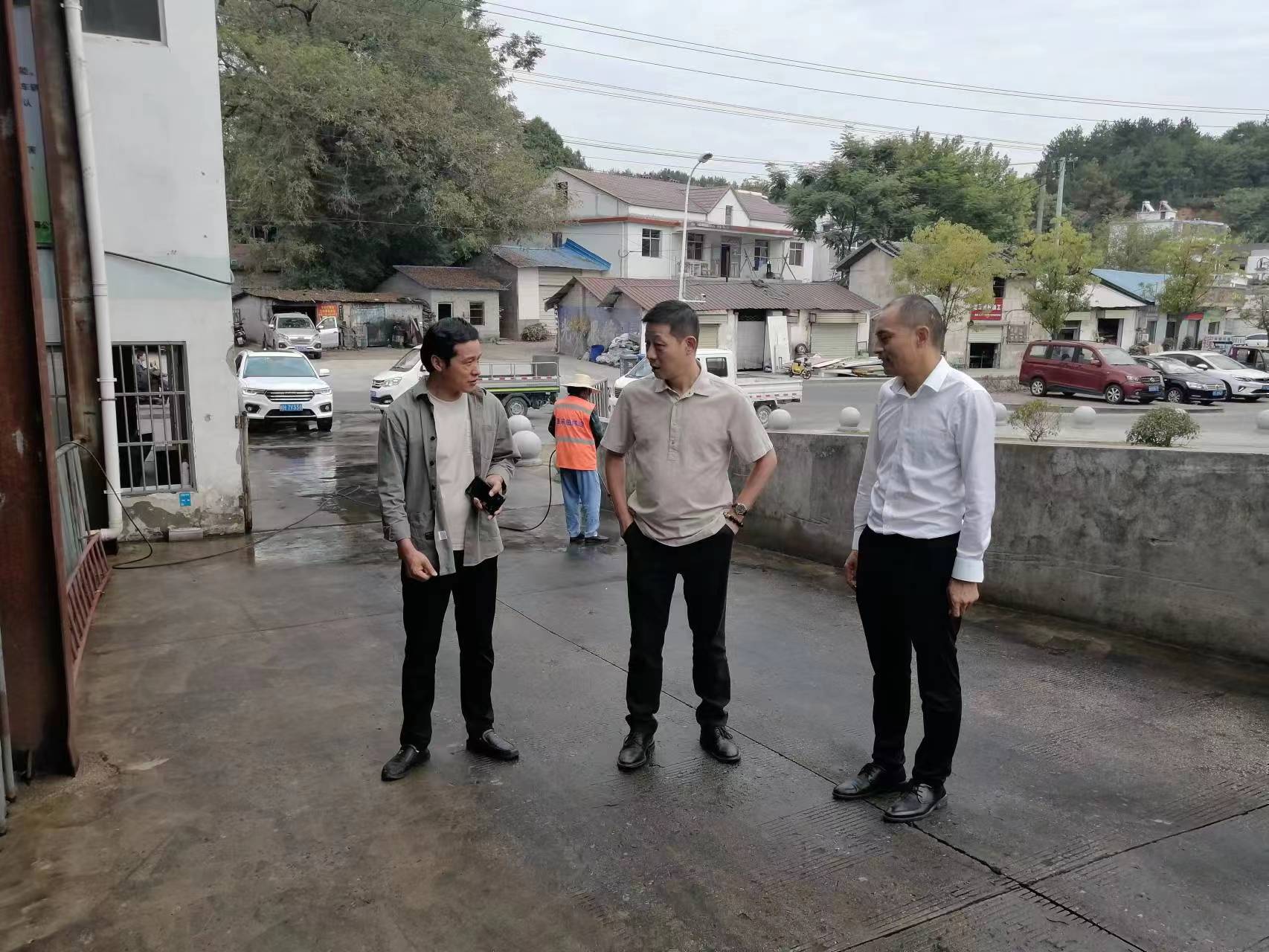 【岳西玉禾田】喜迎國慶,助力創城,環境整治在行動 【岳西玉禾田】喜迎國慶,助力創城,環境整治在行動