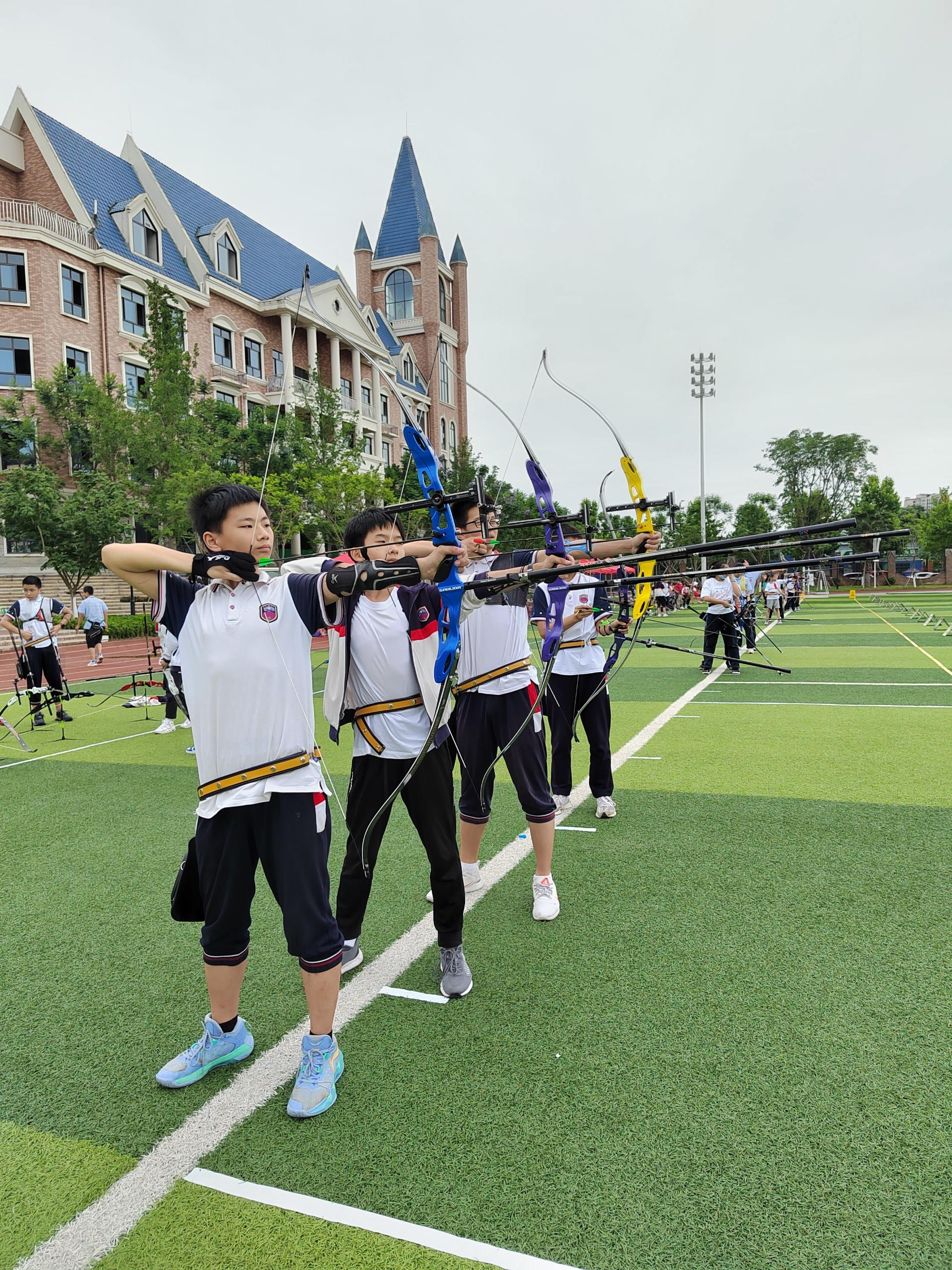 5秒抢完！新川老师为选修课演讲拉票，十八般武艺都上了