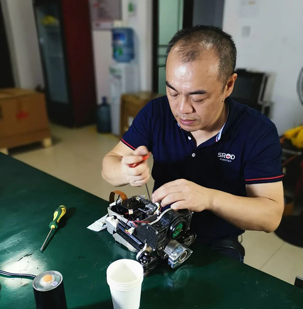 急人所急丨专访施罗德售后服务中心毕健东