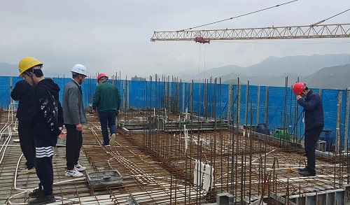 公司领导一行赴攀枝花项目施工现场检查指导工作 公司领导一行赴攀枝花项目施工现场检查指导工作