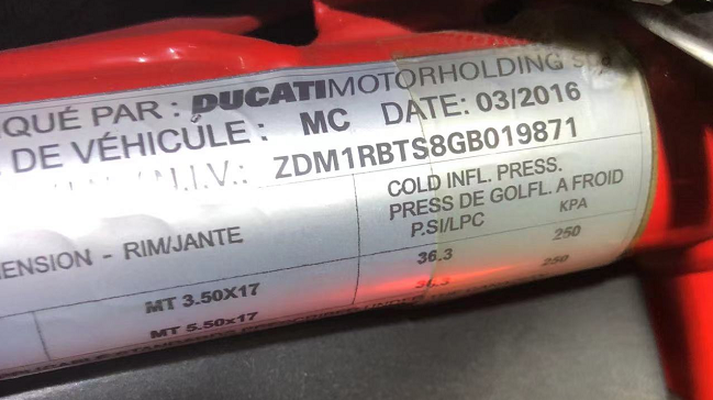 【摩托车特色功能】DUCATI里程表校准2016年Monster 821 EU3操作步骤 【摩托车特色功能】DUCATI里程表校准2016年Monster 821 EU3操作步骤