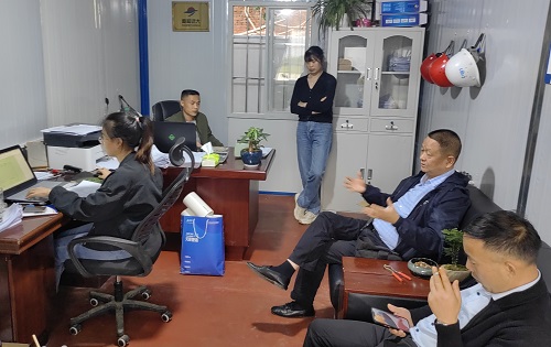 张远鹏董事长一行到攀西地区检查指导工作 张远鹏董事长一行到攀西地区检查指导工作