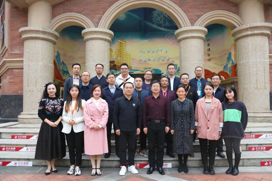 金秋十月,聚力前行| 亲爱的家长,请您查收十月校长来信 金秋十月,聚力前行| 亲爱的家长,请您查收十月校长来信