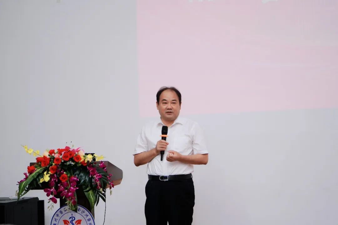 你若信任相托,我必全力以赴!祝广大医师节日快乐 你若信任相托,我必全力以赴!祝广大医师节日快乐