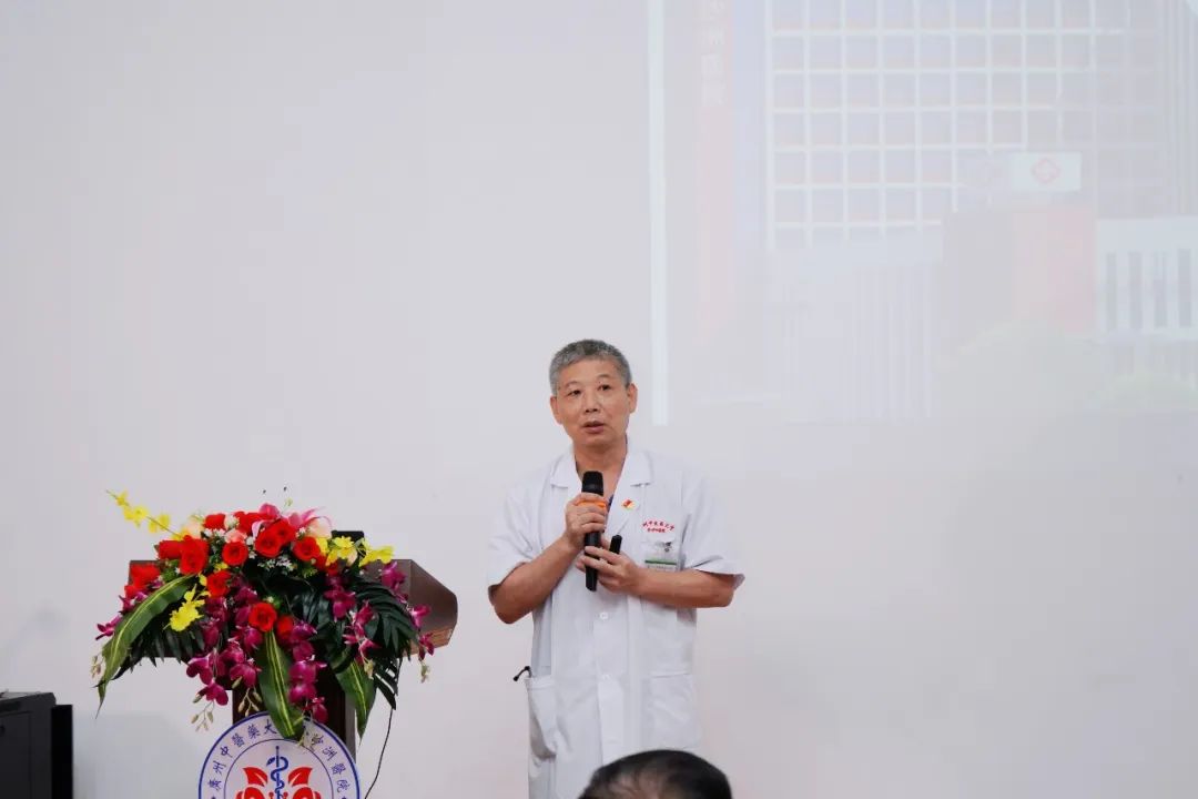 你若信任相托,我必全力以赴!祝广大医师节日快乐 你若信任相托,我必全力以赴!祝广大医师节日快乐