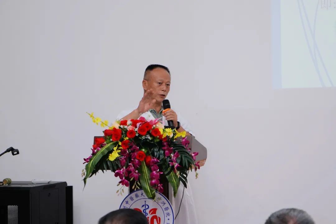 你若信任相托,我必全力以赴!祝广大医师节日快乐 你若信任相托,我必全力以赴!祝广大医师节日快乐
