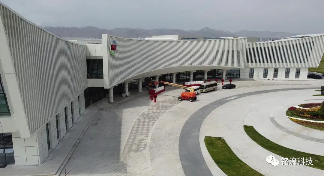 光影魔术 │ 铭濠科技视频像素灯点亮呼和浩特伊利智造中心