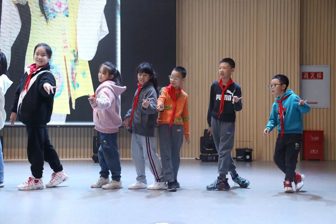 知恩于心，感恩于行——请您查收十一月校长来信