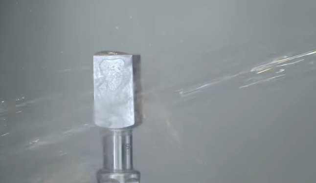 激光位移传感器再高温或者低温环境,真空耐腐蚀环境下如何工作 激光位移传感器再高温或者低温环境,真空耐腐蚀环境下如何工作