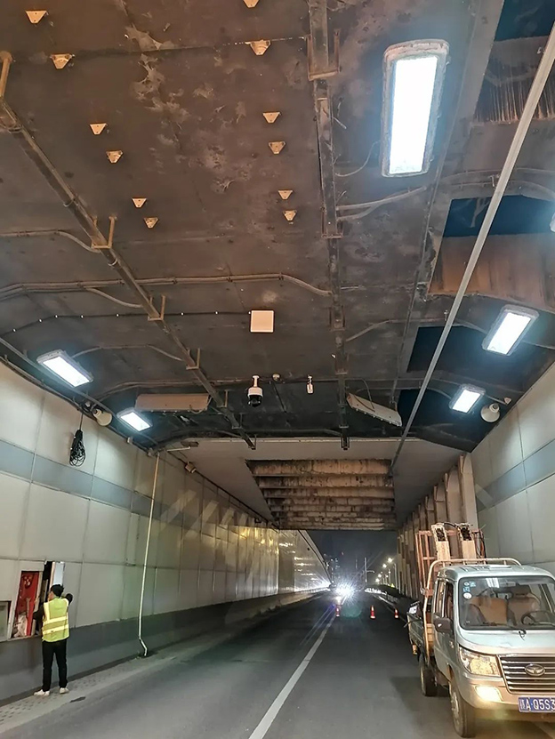 【案例分享】隧道“蜘蛛侠”，施罗德巡检机器人在南昌市青山湖隧道上岗