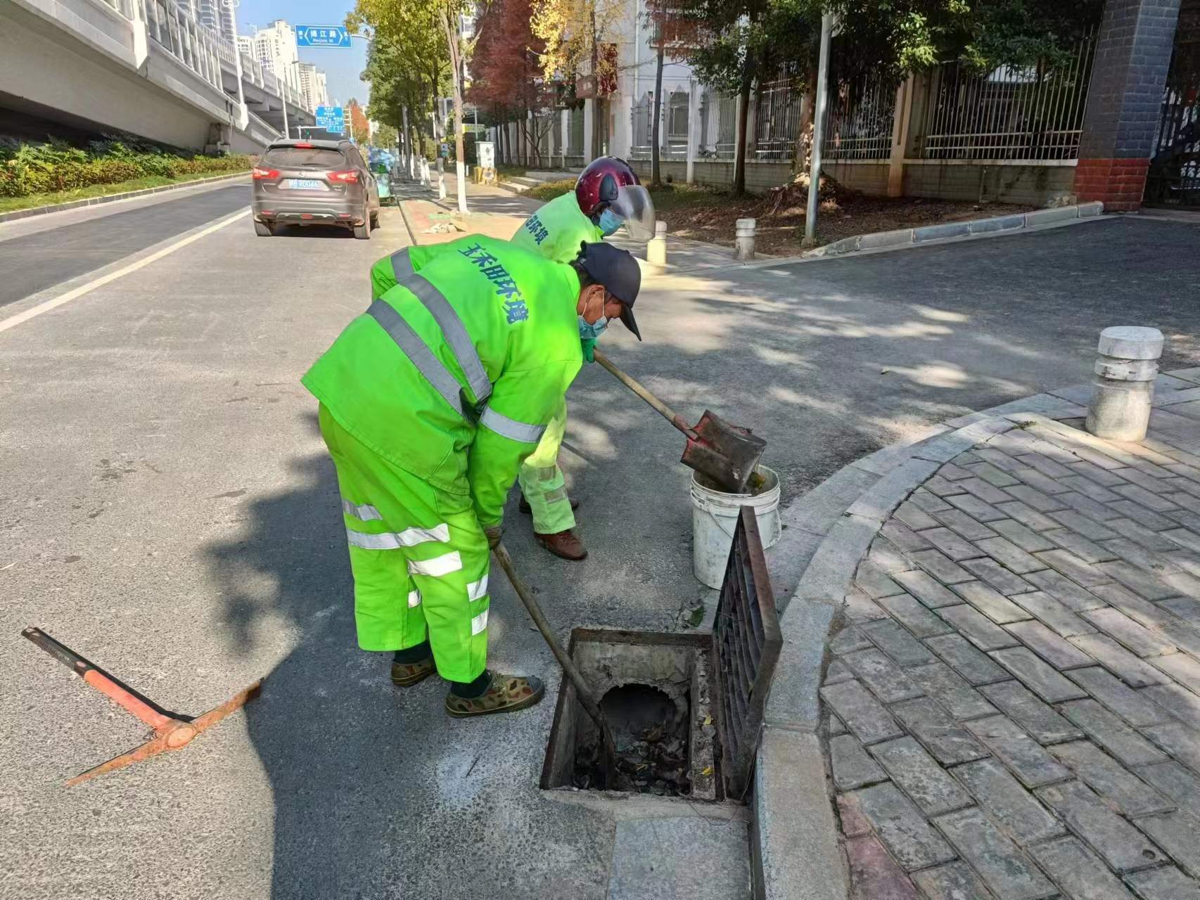 【贛州】清水井,保通暢!他們清理城市“腸道” 【贛州】清水井,保通暢!他們清理城市“腸道”