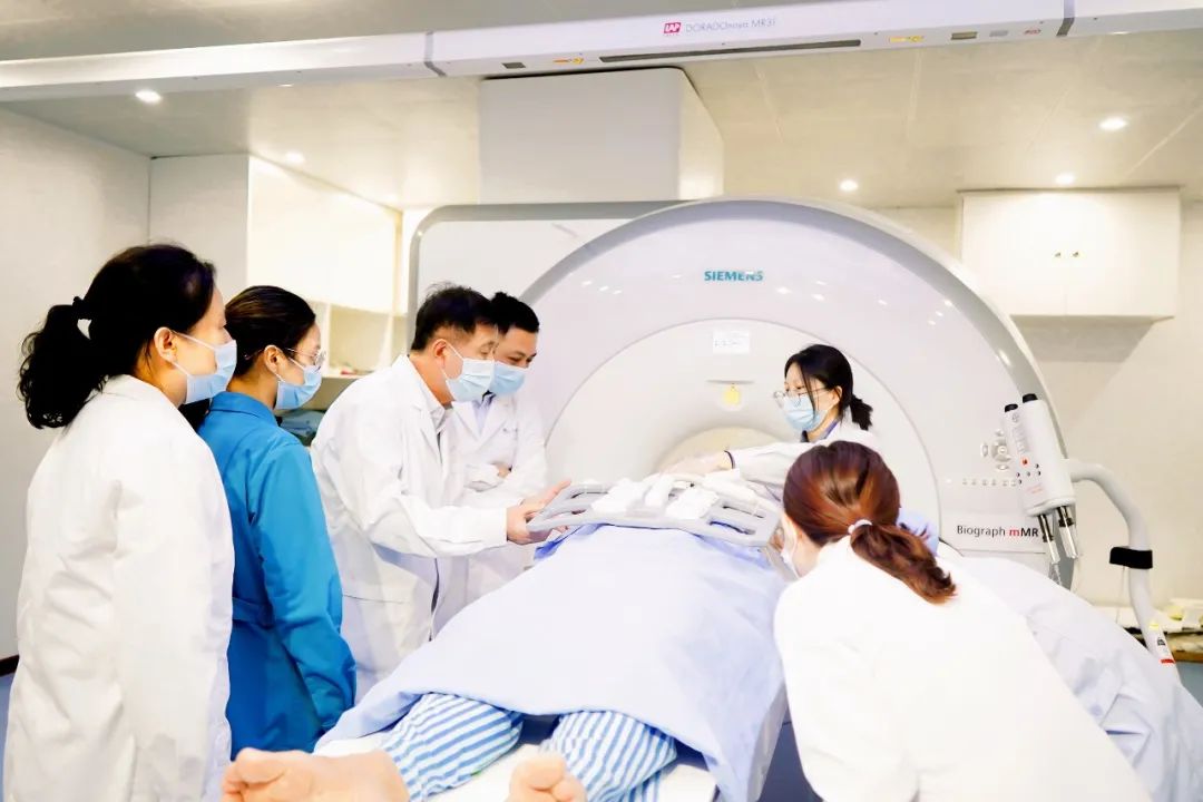院内文化|放疗物理师—默默奉献的幕后英雄 院内文化|放疗物理师—默默奉献的幕后英雄
