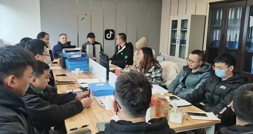 增值業(yè)務(wù)部召開年終工作總結(jié)表彰會 增值業(yè)務(wù)部召開年終工作總結(jié)表彰會