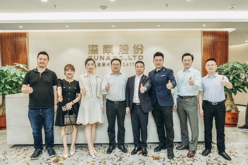 乔迁庆典：迁新居 焕新颜 迎未来