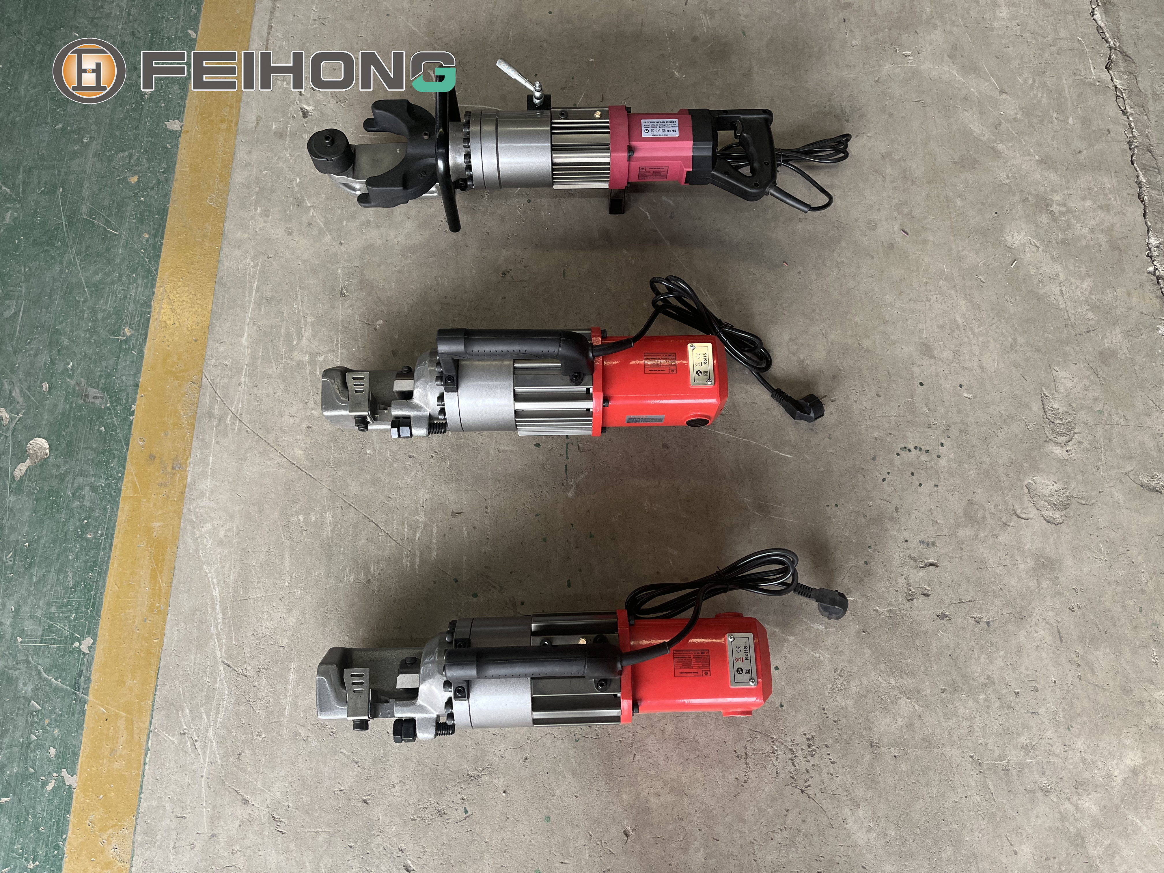 喜訊!熱烈慶祝飛宏3套小型鋼筋加工設(shè)備裝車完畢順利發(fā)出 喜訊!熱烈慶祝飛宏3套小型鋼筋加工設(shè)備裝車完畢順利發(fā)出