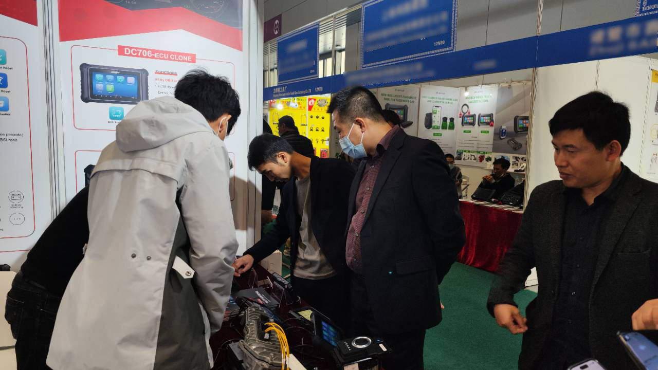 首展告捷!轩宇车鼎赞誉而归!DC700荣获“20佳”维修工具! 首展告捷!轩宇车鼎赞誉而归!DC700荣获“20佳”维修工具!