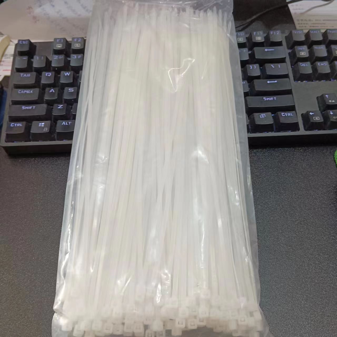 白色扎带4*300长虹品牌 全新料 足500条/包