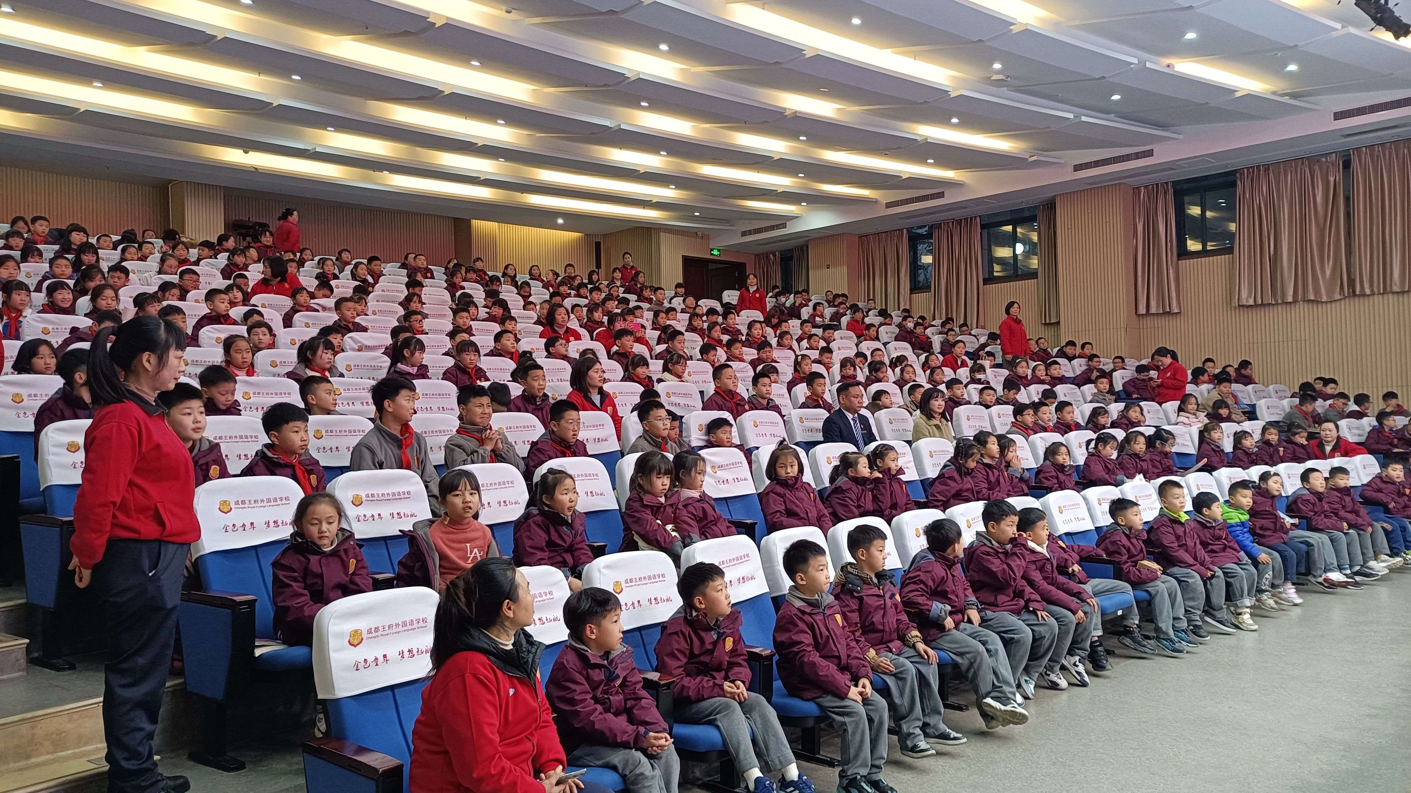 “叠”出风貌，精彩“被”出——王府第四届内务整理比赛圆满结束